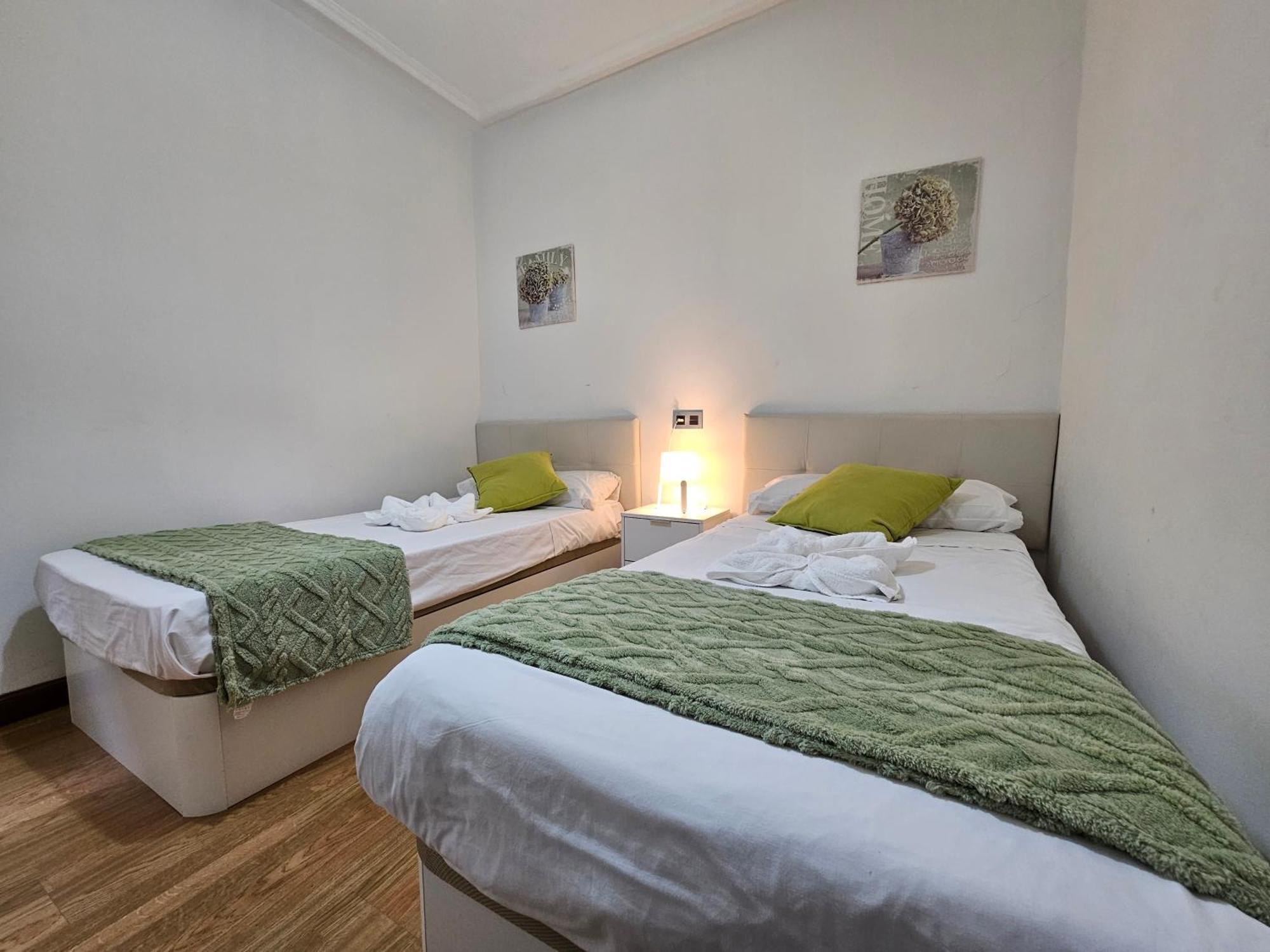 127A Apartamento 3 Habitaciones Cerca De La Playa Gijón Exteriör bild